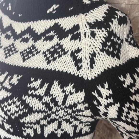 Ann Taylor black and white fair isle mock neck long sleeve sweater - Picture 4 of 15